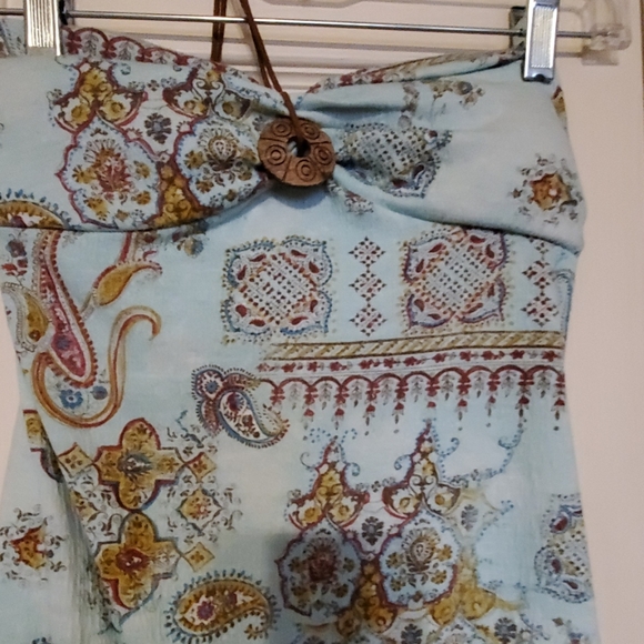 Adorable strapless summer tank - Picture 2 of 3